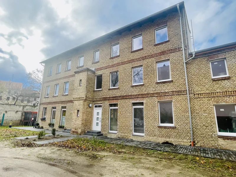 Town House in super Lage nahe Köllnischer Platz! — photo 1